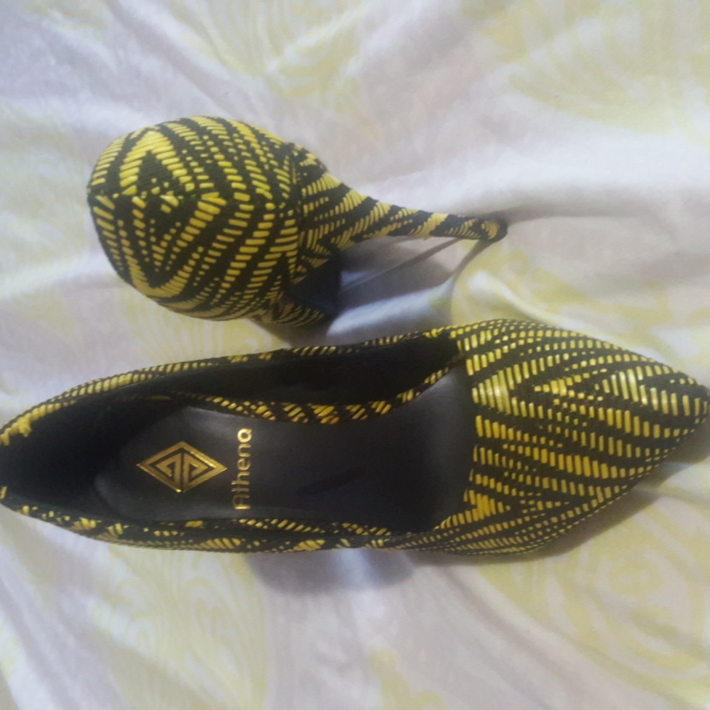 M&M 4 for $12 Shoes - Picture 4 of 9